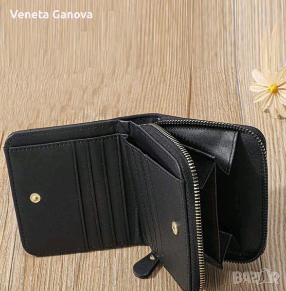 Дамски портфейл в черен,червен цвят,размер на снимките, снимка 1