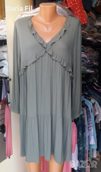 Зелена рокля с остро деколте и дълъг ръкав  в бохо стил , снимка 1