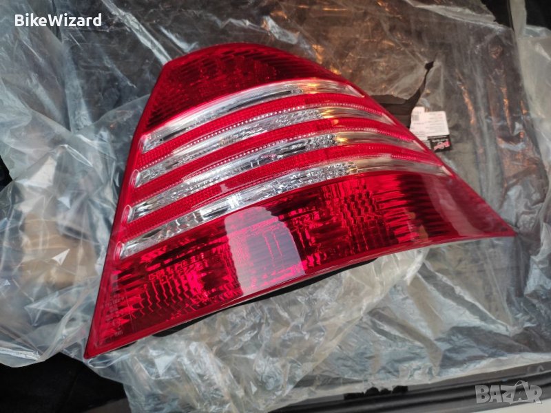 Van Wezel 3037932 стоп десен за Mercedes-Benz S 1998-2005 Нов с транспортен дефект, снимка 1