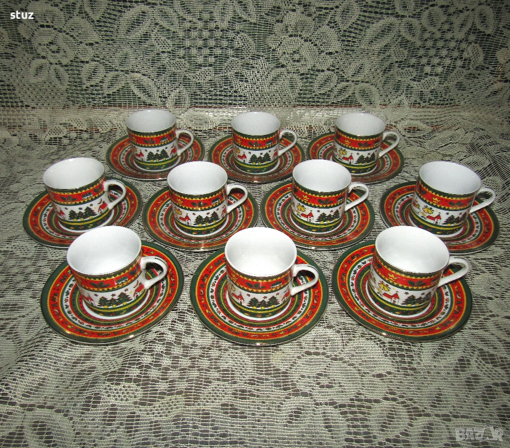 Порцеланови чашки за кафе, чай, с чинийки, с коледни мотиви, нови , снимка 1