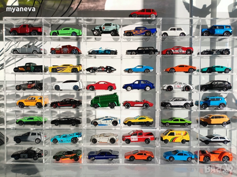Колекция от 50 бр . умалени модели автомобили Matchbox , Hot Wheels , Maisto и други , снимка 1