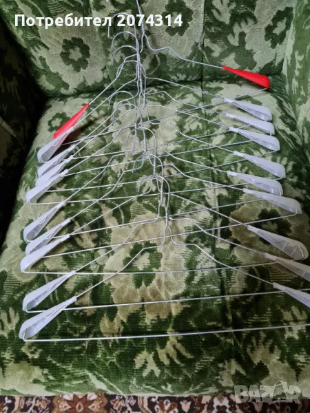 Метални закачалки за дрехи, снимка 1