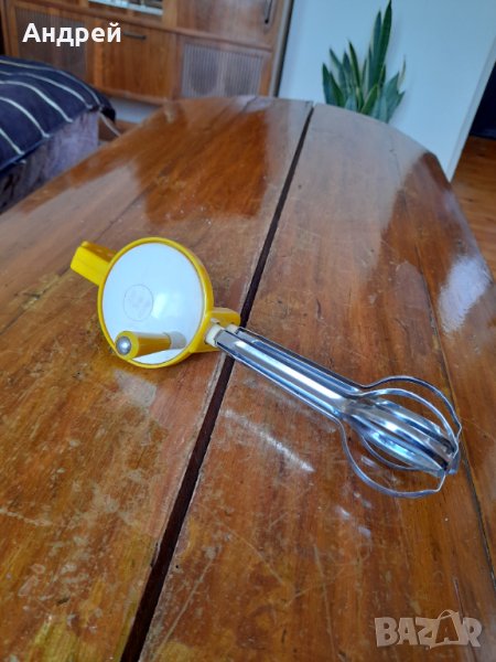 Стар ръчен миксер, снимка 1