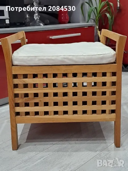 Табуретка орех масив 49,5/49,5/47, снимка 1