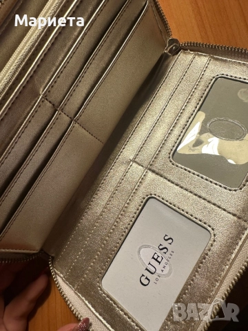 Дамско портмоне Guess, снимка 4 - Портфейли, портмонета - 52652357