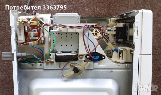 Микровълнова фурна Samsung за ремонт или части. , снимка 11 - Микровълнови - 51105129