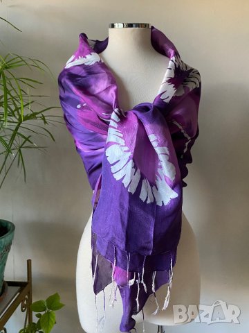 Лилав шал на бели цветя, снимка 5 - Шалове - 40794713