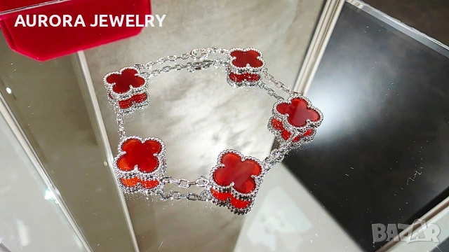 Van Cleef & Arpels VCA 5 Motifs Silver Red Carnelian Vintage Alhambra Дамска Гривна