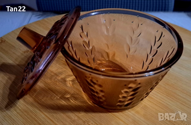 Кафява стъклена захарница , снимка 3 - Сервизи - 51536161