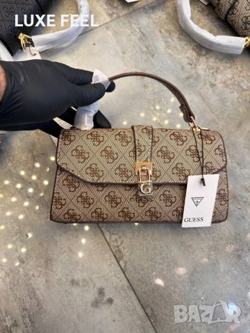 GUESS 💎 Дамски Чанти , снимка 6 - Чанти - 53375263