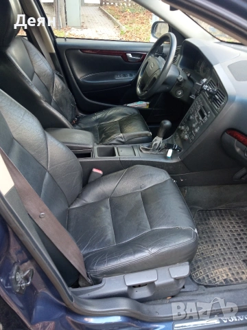 Volvo V 70 d5, снимка 2 - Автомобили и джипове - 53111489