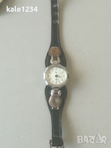 Дамски часовник Луч. СССР. Ретро модел. Механичен механизъм. Vintage watch. Гривна. , снимка 6 - Гривна - 37856015