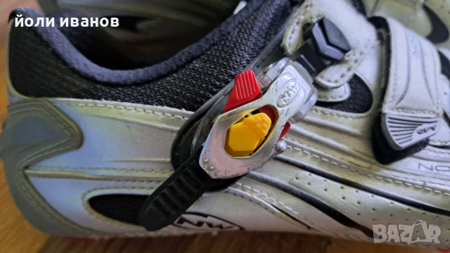 Обувки за велосипедисти заключващи се към педалите, снимка 2 - Части за велосипеди - 51074319