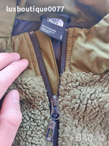 Чисто нов без етикет елек The North Face M, снимка 7 - Други - 52650785