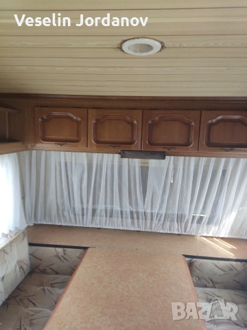 Продавам каравана Bürstner 485 TN LUX – 4 местна, регистрирана, с форселт, снимка 9 - Каравани и кемпери - 54267600