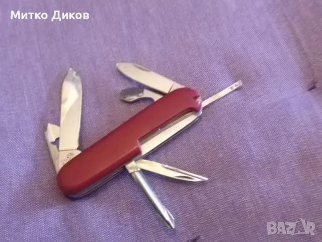 Щвейцарско ножче Викторинокс Марлборо винтидж 7 части, снимка 7 - Ножове - 50256678