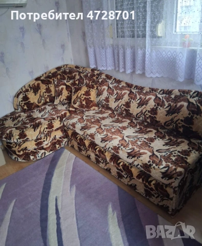 Разтегателен ъглов диван