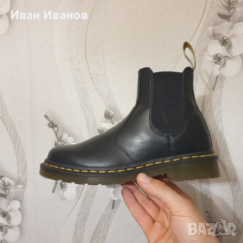  Dr. Martens Vegan 2976 ОРИГИНАЛНИ Боти , номер 39, снимка 16 - Дамски боти - 44575021