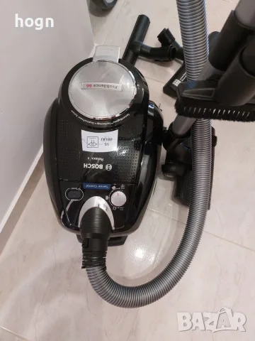 Мощна прахосмукачка BOSCH Relax x ProSience 66