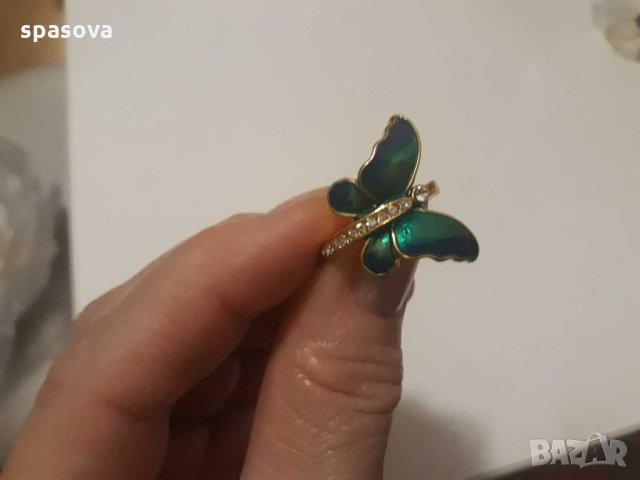 Дамски пръстен пеперуда нов размер 5, снимка 2 - Пръстени - 31118321