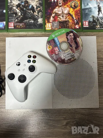 Xbox One S White 500GB + игри, снимка 4 - Xbox конзоли - 56299955