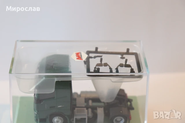 AWM H0 1/87 VOLVO ВЛЕКАЧ КАМИОН МОДЕЛ ТИР ЗЕЛЕН , снимка 4 - Колекции - 50784303