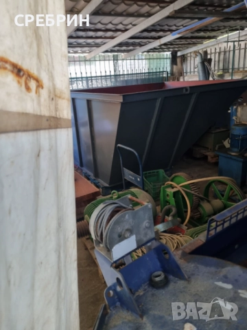 По заявка НЕМСКА ХИДРАВЛИЧНА ДРОБИЛКА с два мотора по 22 кв всеки с капацитет на дробни 8 кубика на , снимка 3 - Други машини и части - 51612775