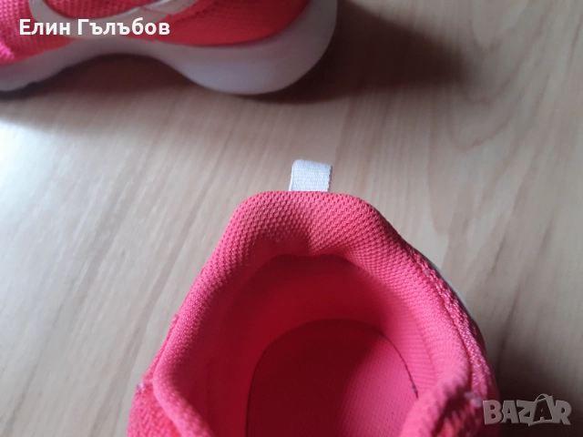 Маратонки NIKE дамски, 38-ми номер, снимка 10 - Маратонки - 51985942