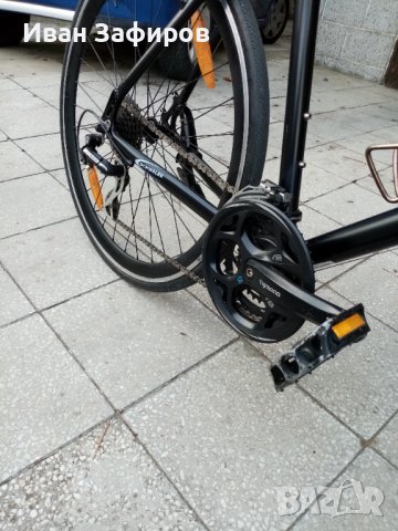 Шосеен градски алуминиев велосипед  28 цола , снимка 4 - Велосипеди - 42675616