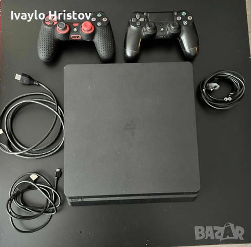PlayStation 4 Slim 500GB с 2 джойстика - Пълен комплект!