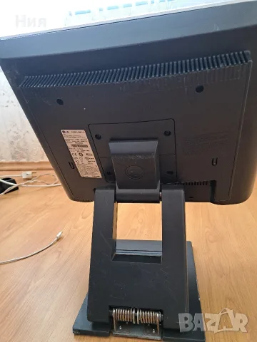 Монитор LG Flatron L1730SF-SV, снимка 4 - Монитори - 56440437