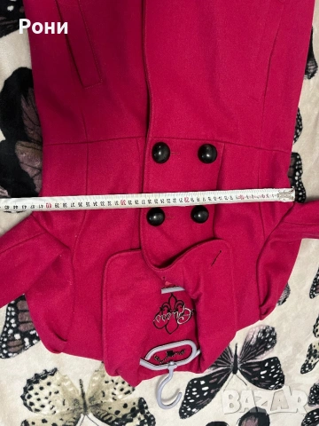 Дамско палто Guess, снимка 2 - Палта, манта - 53265500