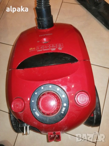 Продавам маркова прахосмуkачка Daewoo 800W, снимка 2 - Прахосмукачки - 53296563