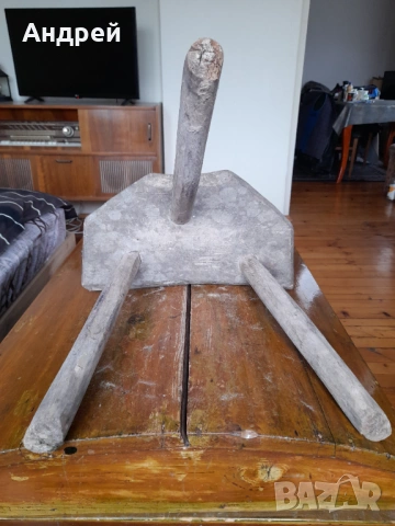 Старо трикрако столче, снимка 5 - Антикварни и старинни предмети - 53342653