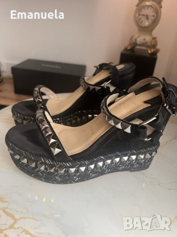 Louboutin сандали с платформа, снимка 4 - Сандали - 56202571