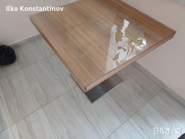 Продавам трапезарна маса, снимка 2 - Маси - 56409004
