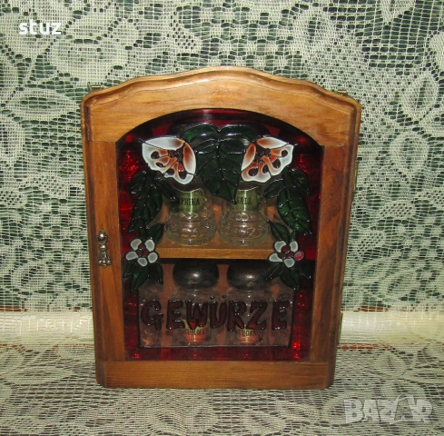 Стенна поставка, шкаф за подправки