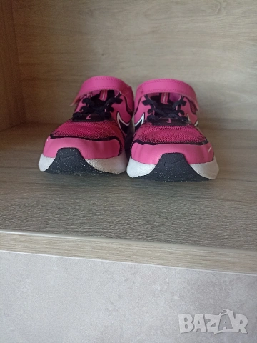Детски маратонки Nike, снимка 4 - Детски маратонки - 54238236