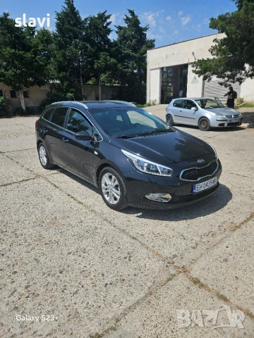 Kia Cee'd 1.6 CRDi 110к.с , снимка 5 - Автомобили и джипове - 51273590