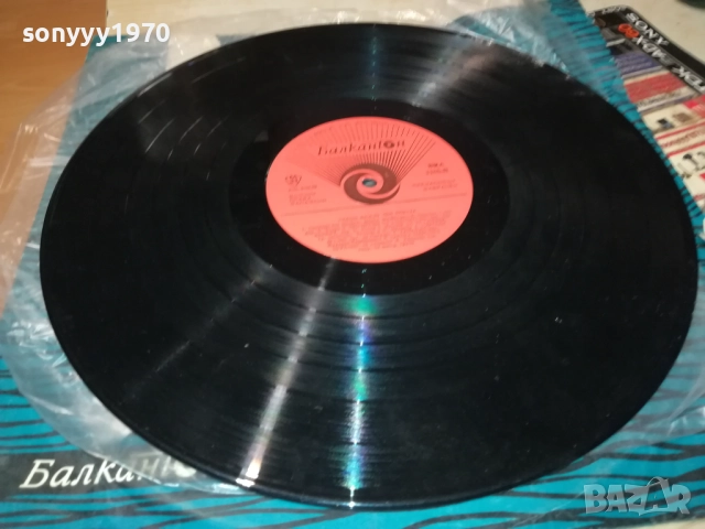 ПЕСНИ МЕЖДУ ТРИ МОРЕТА 0311250501, снимка 2 - Грамофонни плочи - 52269491