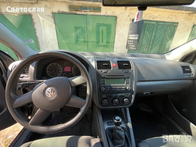 Golf 5 1.6i 2005, снимка 8 - Автомобили и джипове - 54110130