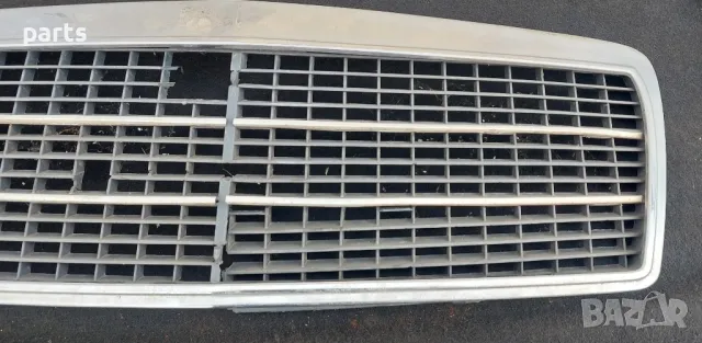 Предна Решетка Мерцедес Е класа W210 (H), снимка 3 - Части - 49643591