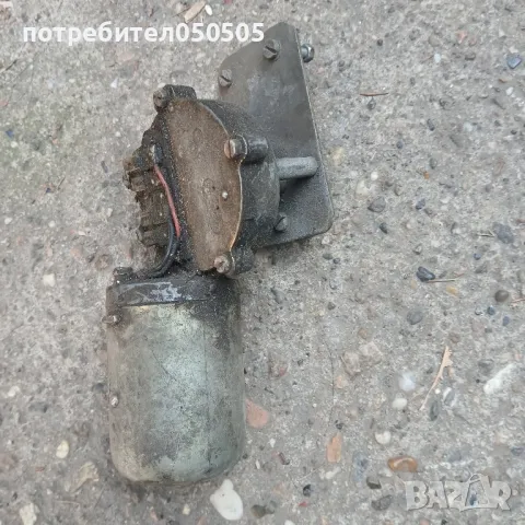 Моторче за Чистачките от Вартбург 353, снимка 4 - Автомобили и джипове - 49055703