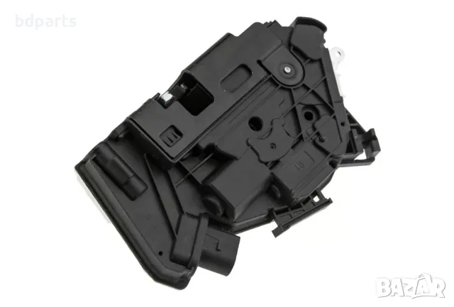 Брава за предна дясна врата, VW Tiguan 5N Face, Amarok, CC, 6 ПИН,, снимка 2 - Части - 56142154