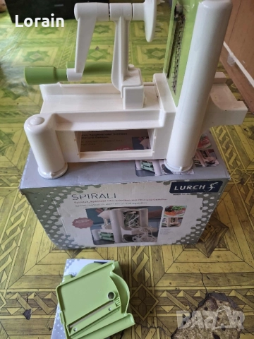 Уред за рязане на плодове и зеленчуци на спирали, снимка 3 - Други - 52095257