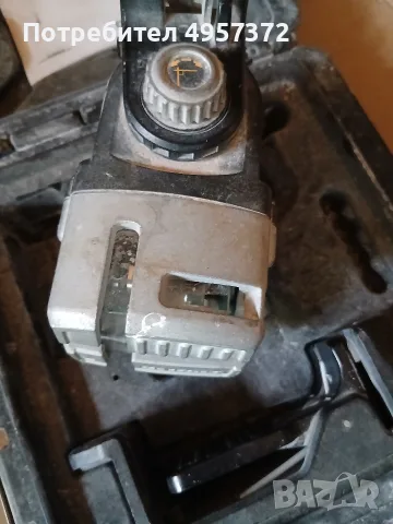 лазерен нивелир Dewalt DW089, снимка 4 - Измервателни инструменти - 56450840
