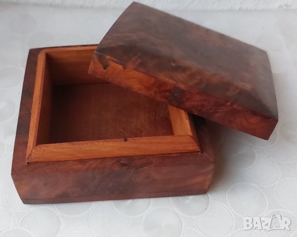 Кутия от птичи явор или нещо подобно и дървена кутия за цигари, снимка 2 - Други - 42335544