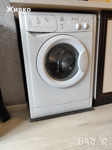 Пералня Indesit...