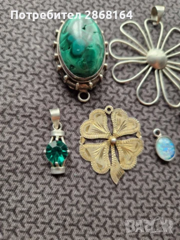 Много стари сребърни висулки, снимка 5 - Антикварни и старинни предмети - 50613822