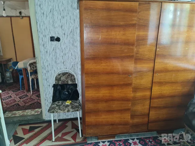 Продавам къща в кв. Бряг, снимка 3 - Къщи - 50384874